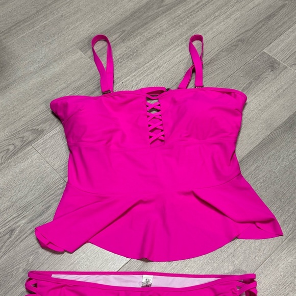 Younique Hot Pink Swimsuit Set 22W - Picture 6 of 12